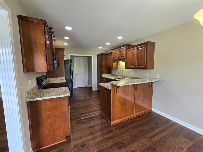 309 Eureka Way in Bowling Green, KY - Building Photo - Building Photo