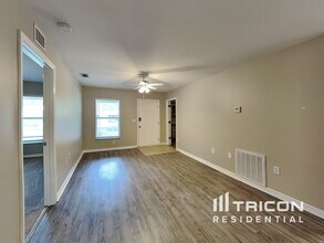 3560 Central Ave in Sarasota, FL - Building Photo - Building Photo