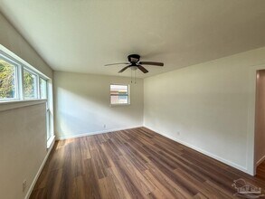 5230 Springhill Dr in Pensacola, FL - Building Photo - Building Photo