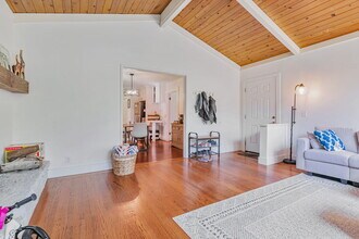 388 E Blithedale Ave in Mill Valley, CA - Building Photo - Building Photo