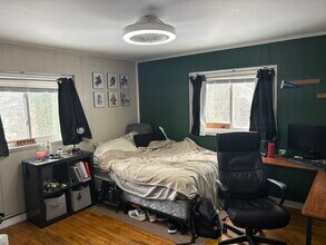 616 Pearl Ave in Morgantown, WV - Building Photo - Building Photo