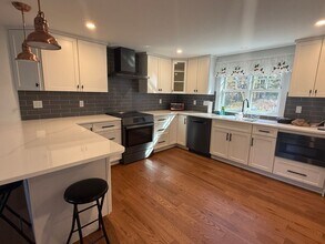 1 Hillrise Ln in Meredith, NH - Building Photo - Building Photo