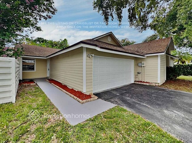 property at 10025 SW 139th Pl