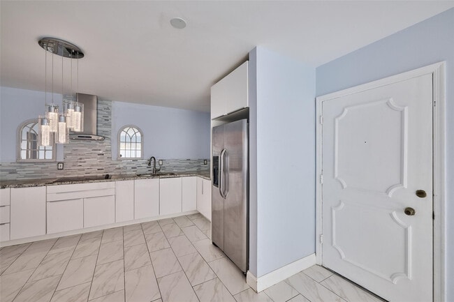 5720 NE 22nd Way in Fort Lauderdale, FL - Building Photo - Building Photo