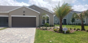 8483 Loren Cove Dr in Melbourne, FL - Building Photo