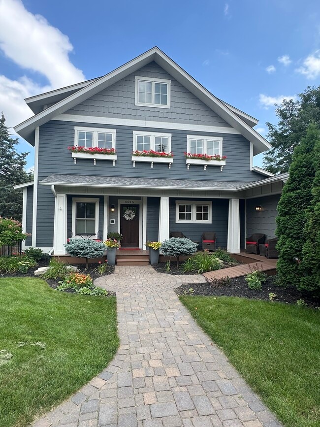 property at 4015 Wood End Dr