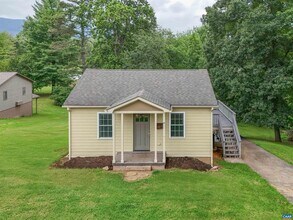5702 Locust Ln in Crozet, VA - Building Photo - Building Photo