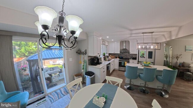 16883 Toms River Loop in Dumfries, VA - Building Photo - Building Photo