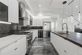 15209 Cohasset St in Los Angeles, CA - Building Photo - Building Photo