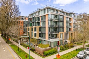 West 10th & Maple in Vancouver, BC - Building Photo