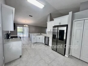 4512 Dakota Point Ct in Kissimmee, FL - Building Photo - Building Photo