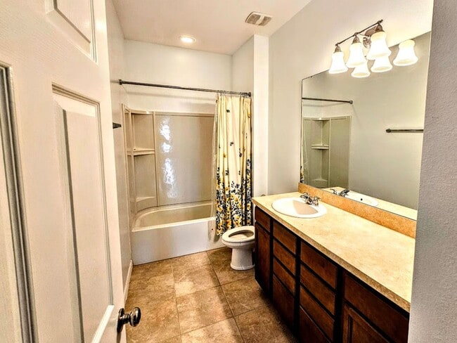 8594 Rindge Rd in Polk City, FL - Building Photo - Building Photo