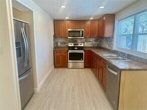 12741 Poppy St in New Port Richey, FL - Building Photo - Building Photo