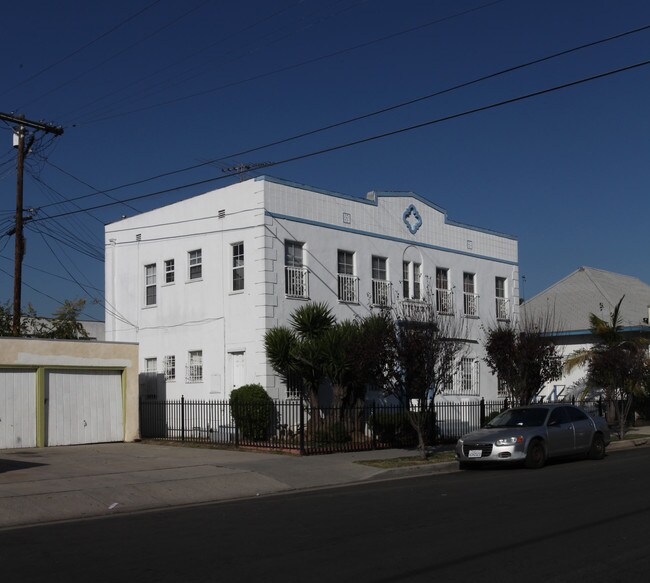 2307-2313 Congress Ave in Los Angeles, CA - Foto de edificio - Building Photo