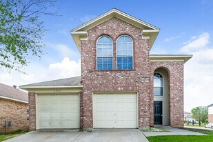 2921 Stonewall Ln in Fort Worth, TX - Building Photo