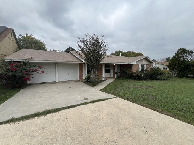 1735 Donaldson Ave in San Antonio, TX - Building Photo - Building Photo