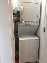 93-05 37th Ave in Queens, NY - Building Photo - Building Photo