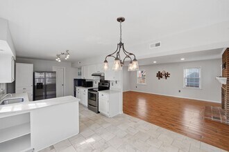 805 Farm Tree Ln in Charlotte, NC - Building Photo - Building Photo