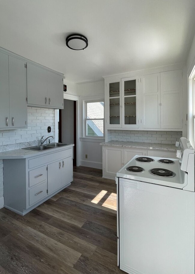 1605 Yout St in Racine, WI - Building Photo - Building Photo