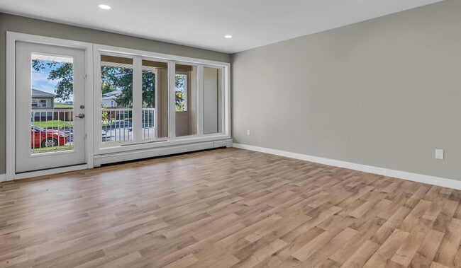 property at 318 108 St