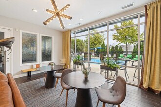 Trotters Park in Columbus, OH - Building Photo - Building Photo