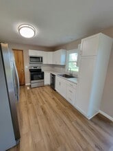 515 Maddox Dr in Mount Zion, IL - Building Photo - Building Photo