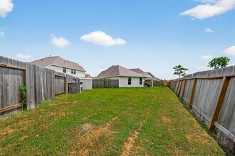 6331 Feverfew Trail in Crosby, TX - Foto de edificio - Building Photo