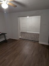 1537 SW 44th Ave, Unit B in Fort Lauderdale, FL - Foto de edificio - Building Photo
