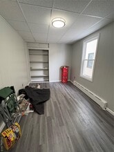 142 Smith St in Port Chester, NY - Building Photo - Building Photo