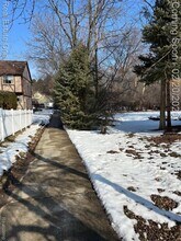 2663 Parasol Dr in Troy, MI - Building Photo - Building Photo