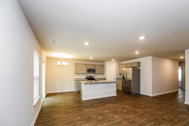 302 Crooked Pne Ct in Columbia, SC - Foto de edificio - Building Photo