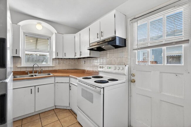 9923 Jeffrey Dr in St. Louis, MO - Building Photo - Building Photo