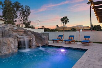 12201 N 58th Way in Scottsdale, AZ - Building Photo - Building Photo