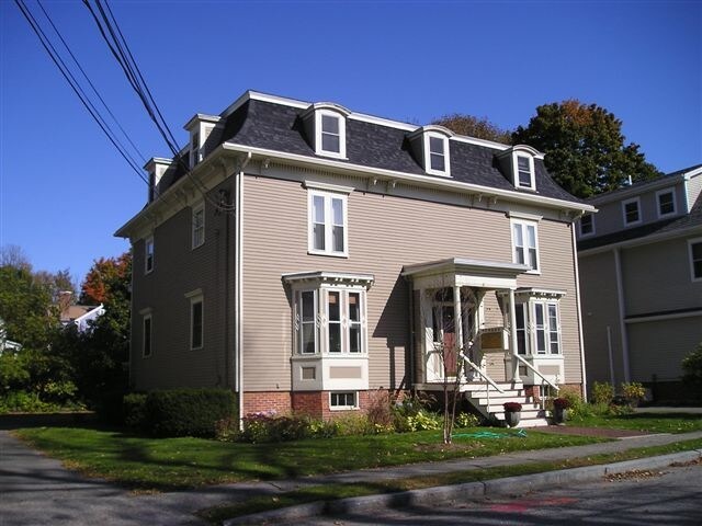 185 Madison St in Portsmouth, NH - Building Photo