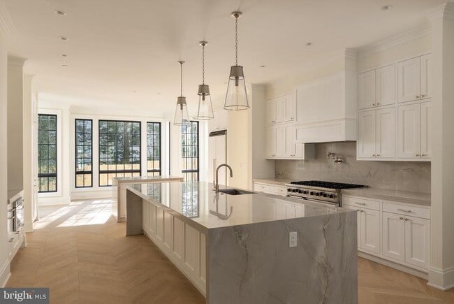 5042 Overlook Rd NW in Washington, DC - Building Photo - Building Photo