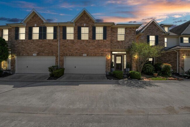 property at 5922 Hollister Cole