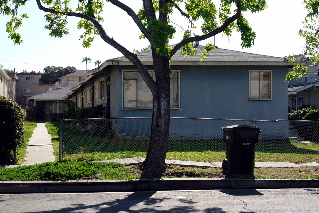 718 N Market St in Inglewood, CA - Foto de edificio