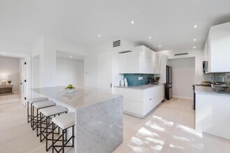 800 Greensward Ct in Delray Beach, FL - Building Photo - Building Photo