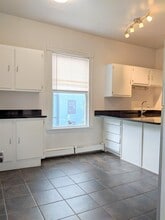 393 Washington St, Unit 3 in Somerville, MA - Building Photo - Building Photo