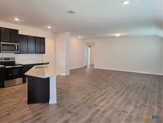 property at 613 Great Plains