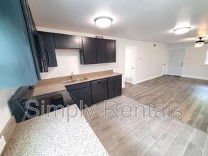 2004 Wesley St in Greenville, TX - Building Photo - Building Photo