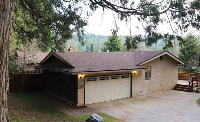 property at 26232 Parkwood Dr E