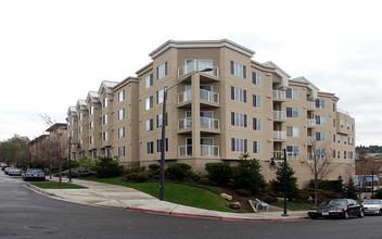 Tera Apartments in Kirkland, WA - Foto de edificio - Building Photo