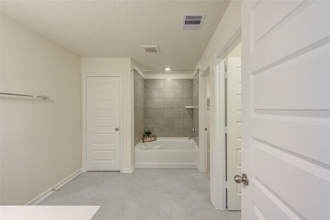 property at 22851 Fulton Lndg Dr