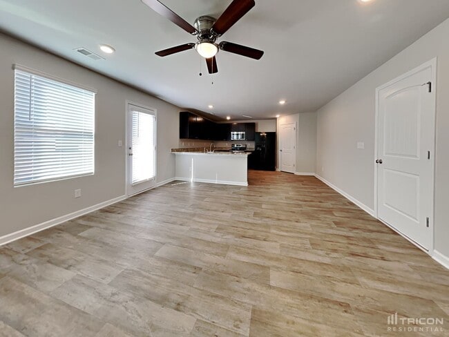 1071 Bluecoat Cir in Hampton, GA - Building Photo - Building Photo