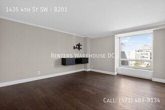 1435 4th St SW in Washington, DC - Building Photo - Building Photo