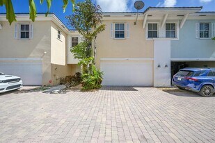 410 NE 1st Ave in Pompano Beach, FL - Building Photo
