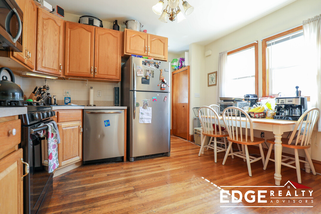 60 Glencoe St, Unit 2 in Boston, MA - Foto de edificio