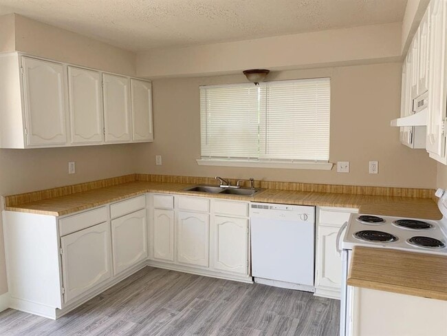 23126 Pennsgrove Rd in Spring, TX - Building Photo - Building Photo