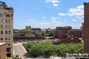 135 Clarendon St in Boston, MA - Building Photo